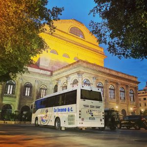 Noleggio pulmini per feste Palermo